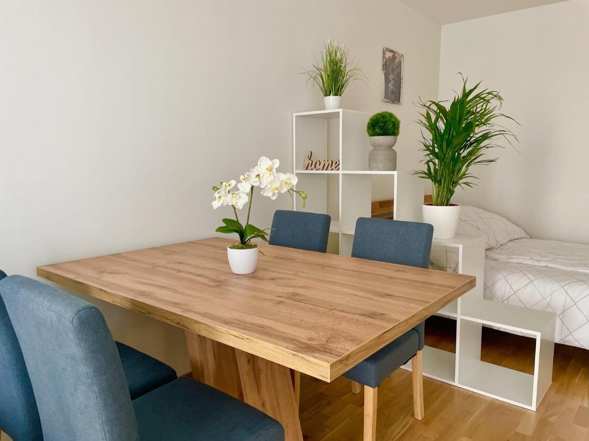 Apartament Bright Modern Flat With Balcony Wiedeń Zewnętrze zdjęcie