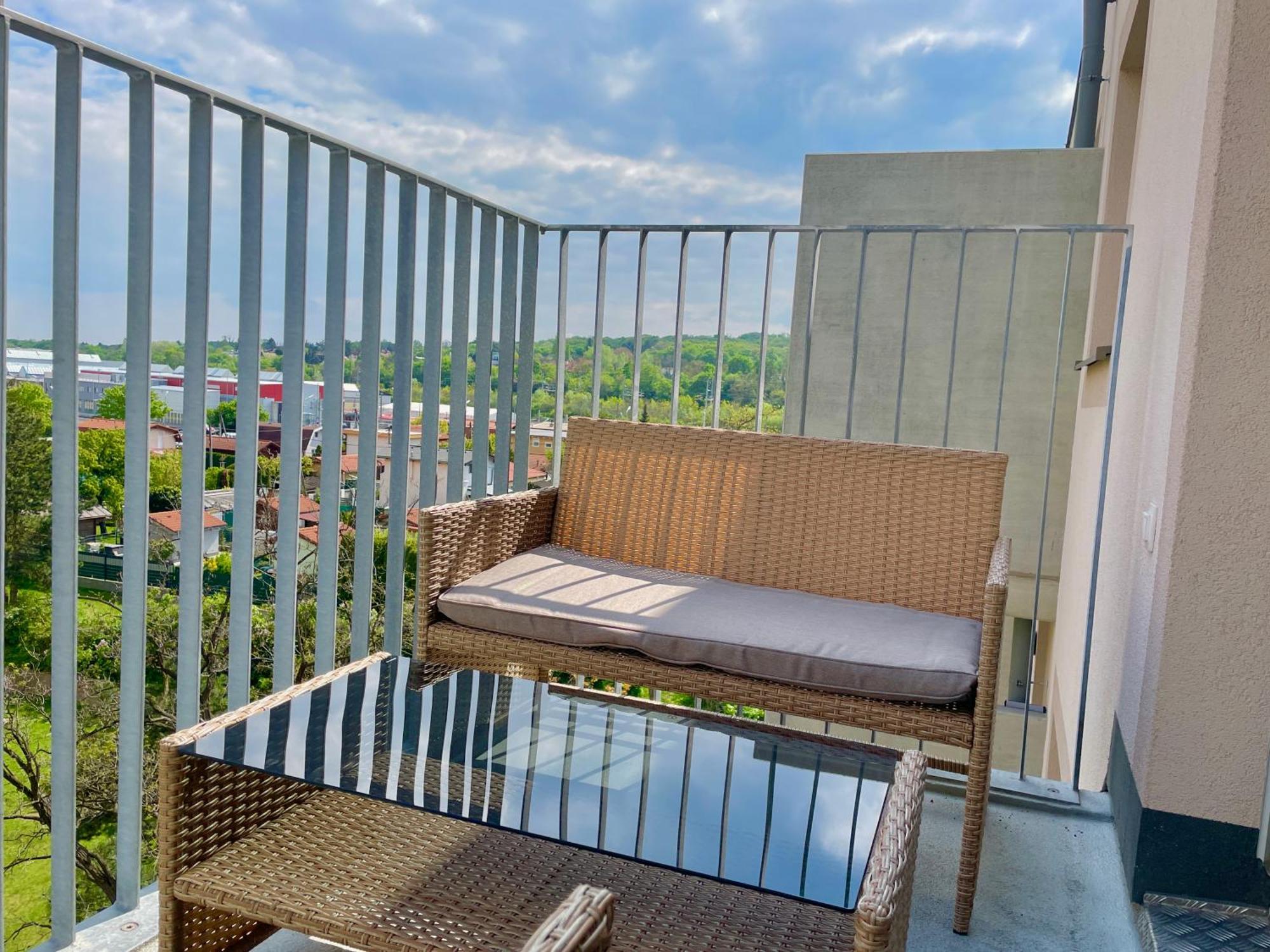 Apartament Bright Modern Flat With Balcony Wiedeń Zewnętrze zdjęcie